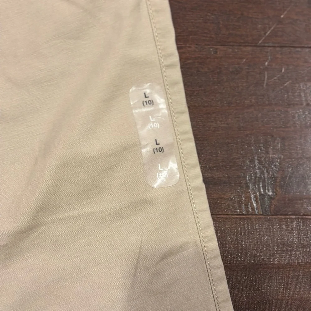 GAP boys khaki’s - joggers. New with tags. Size Large (10) - Picture 2 of 7